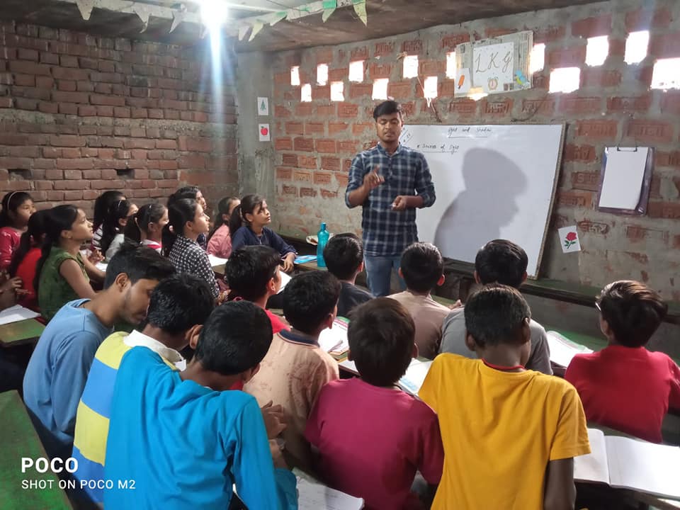 Senior students teaching junior students